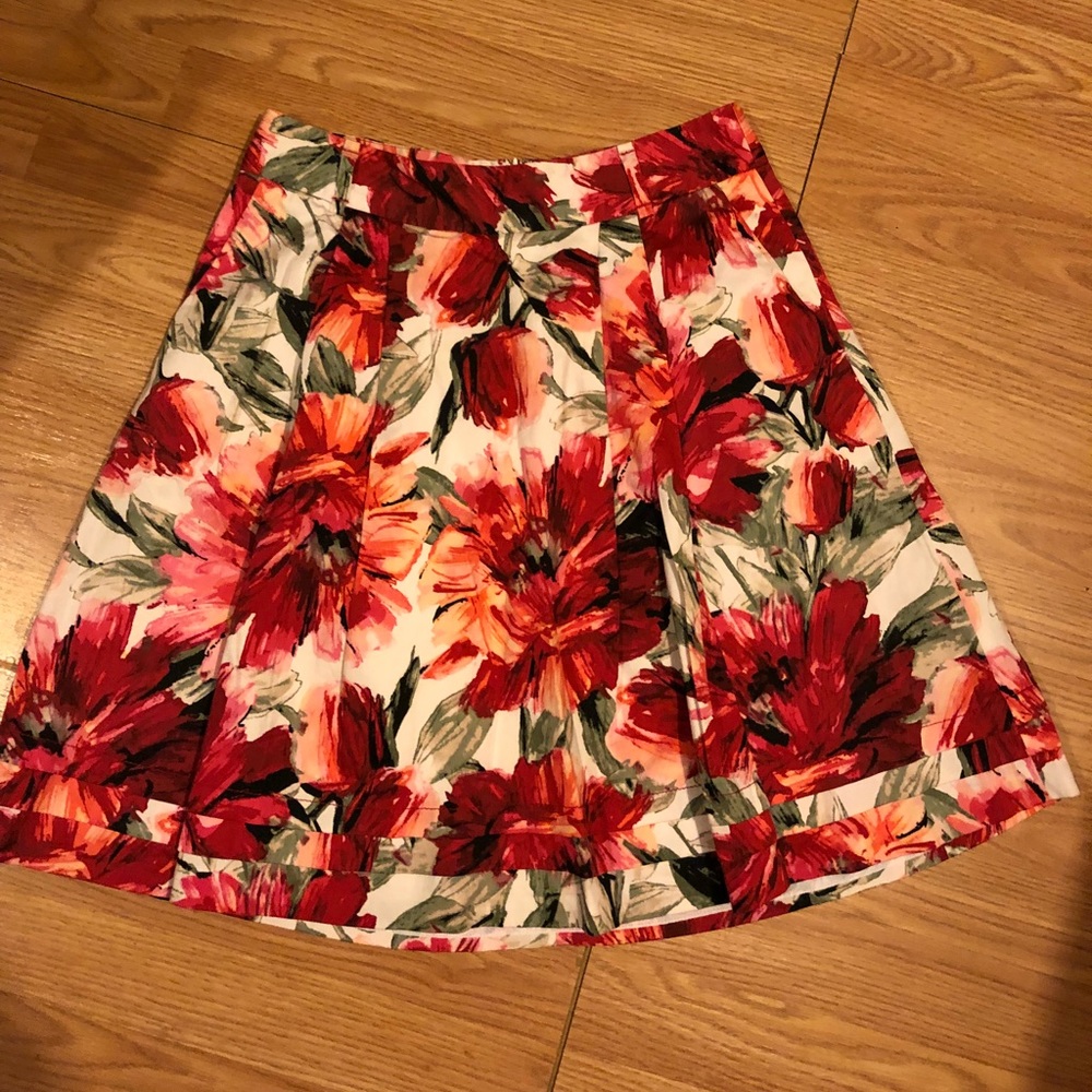 Floral skirt 🌺